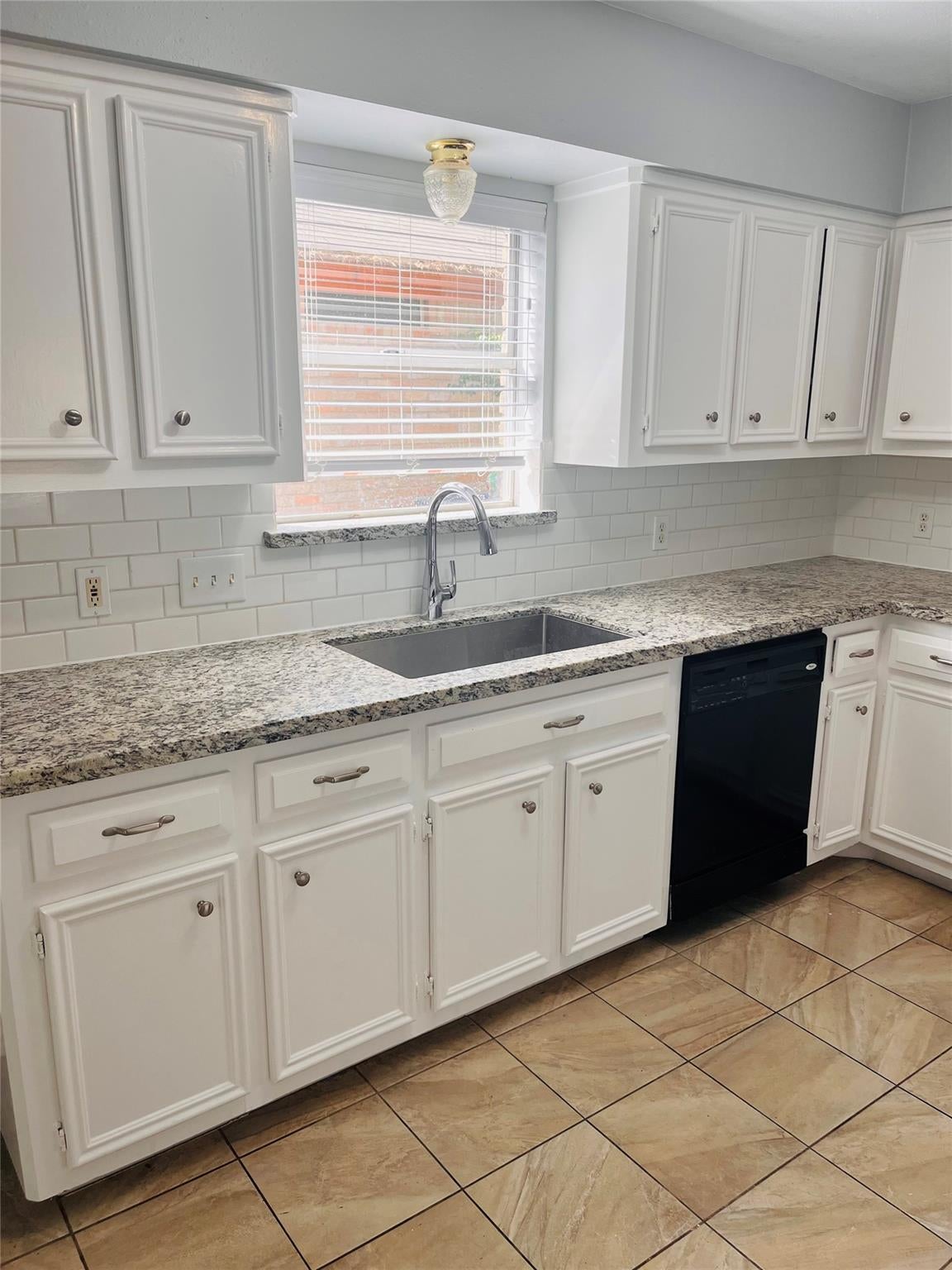 3910 Hidden Glen Drive