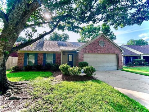 Photo of 10011 Territory Lane, Houston, TX 77064 (MLS # 69504068)