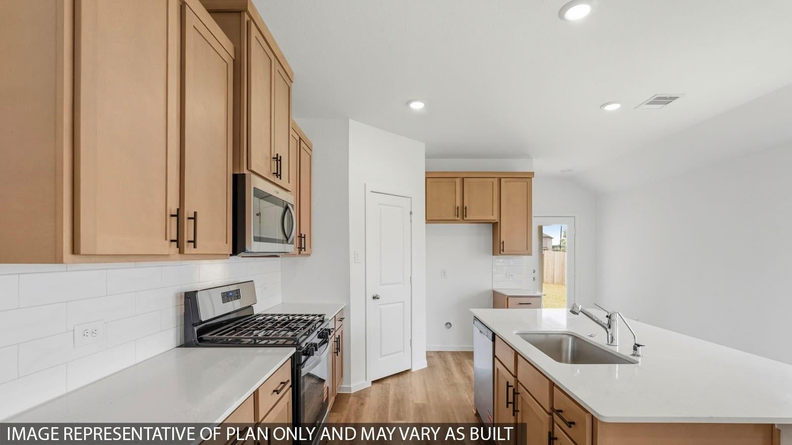 21734 Piazza Maggiore Lane