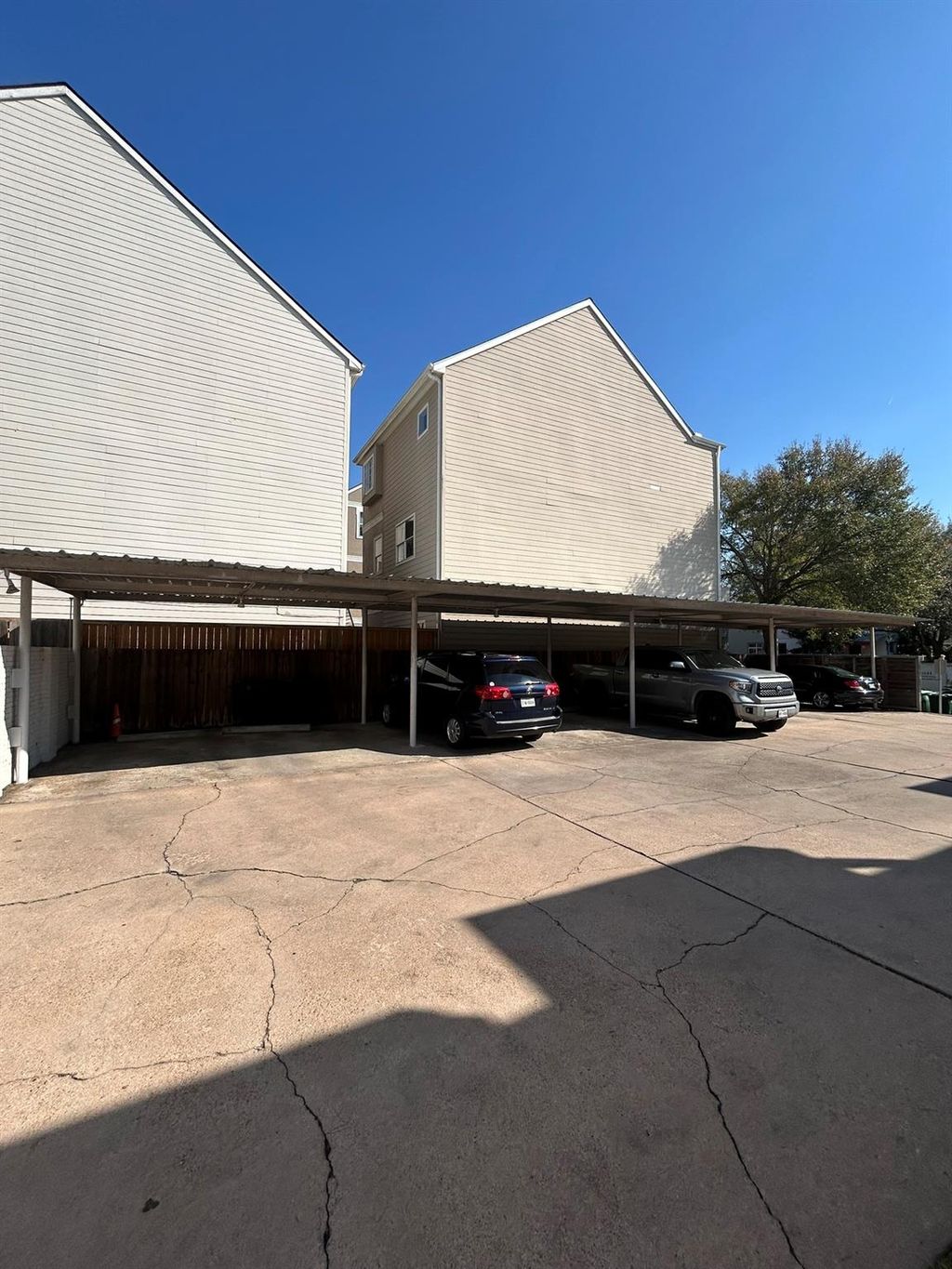 Photo of 2318 Dorrington Street Street #3, Houston, TX 77030 (MLS # 93648343)