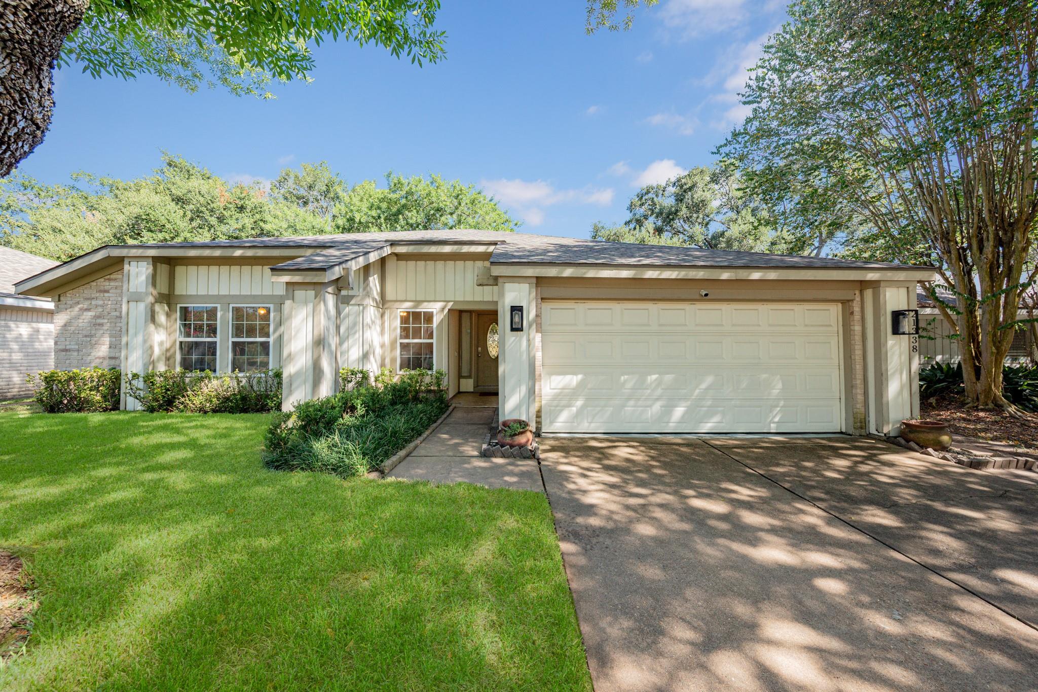 21338 Highland Knolls Drive