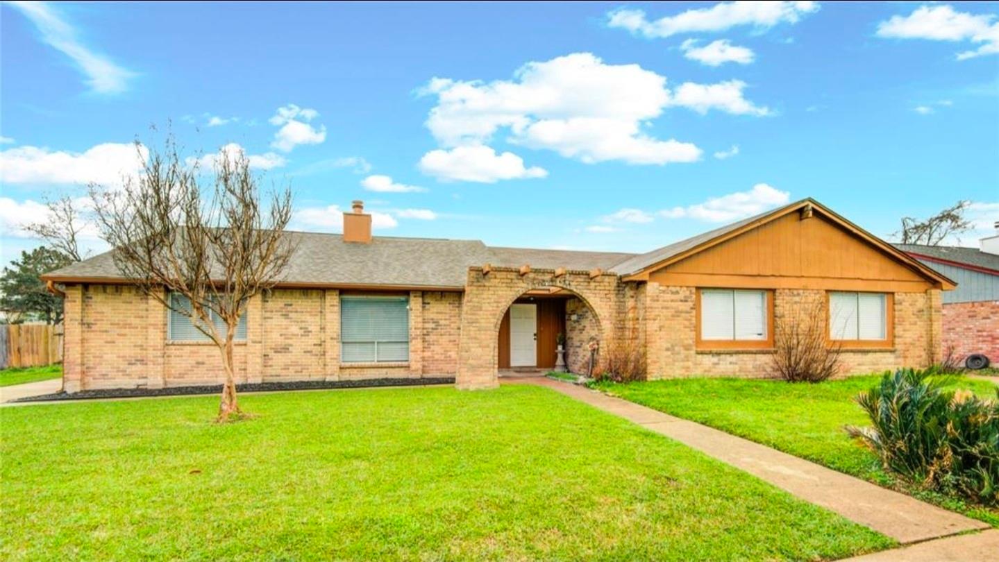 19527 Lazy Valley Drive