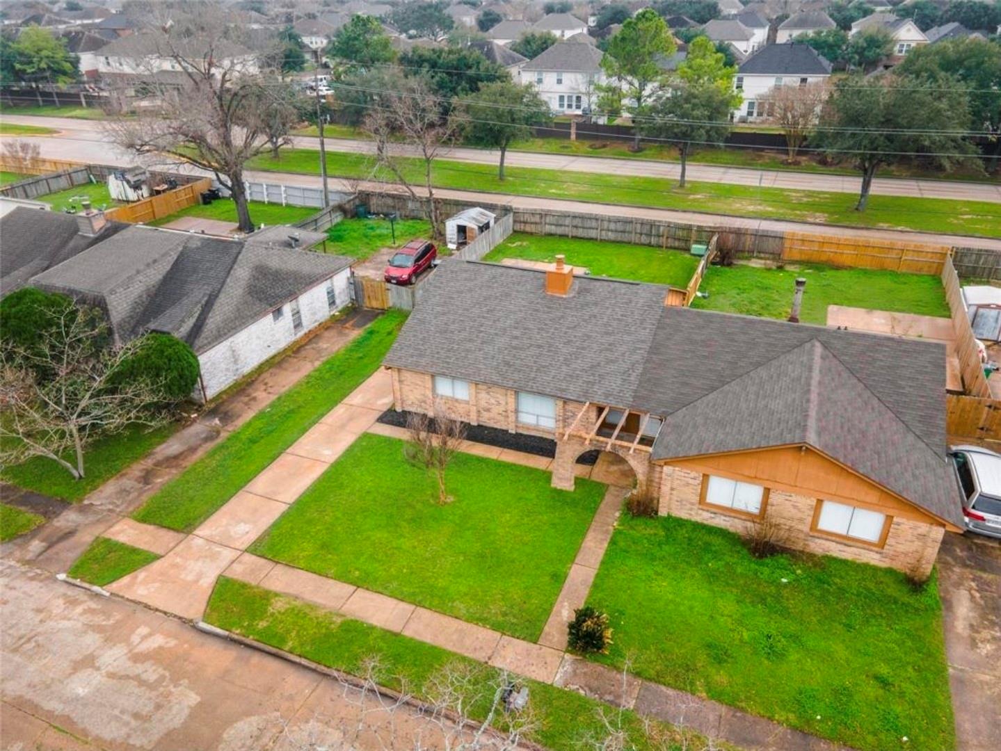 19527 Lazy Valley Drive