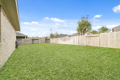 Tiny photo for 13739 Mckinney Creek Lane, Houston, TX 77044 (MLS # 50557116)