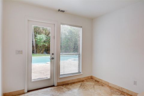 Tiny photo for 10 Indian Sage, The Woodlands, TX 77381 (MLS # 50368109)