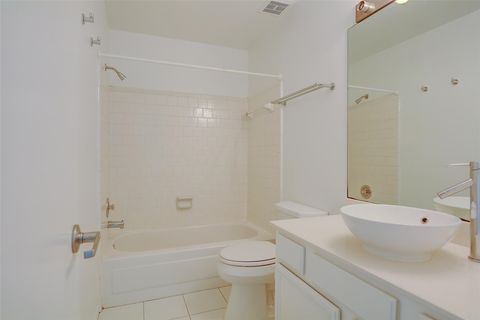 Tiny photo for 10 Indian Sage, The Woodlands, TX 77381 (MLS # 50368109)