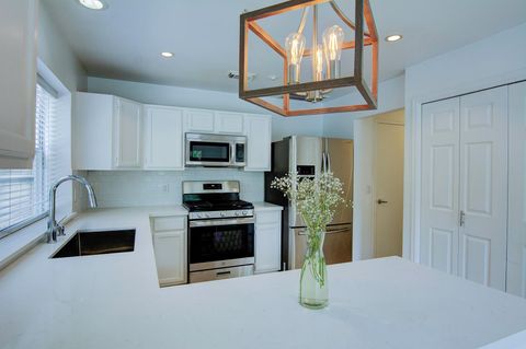Tiny photo for 10 Indian Sage, The Woodlands, TX 77381 (MLS # 50368109)