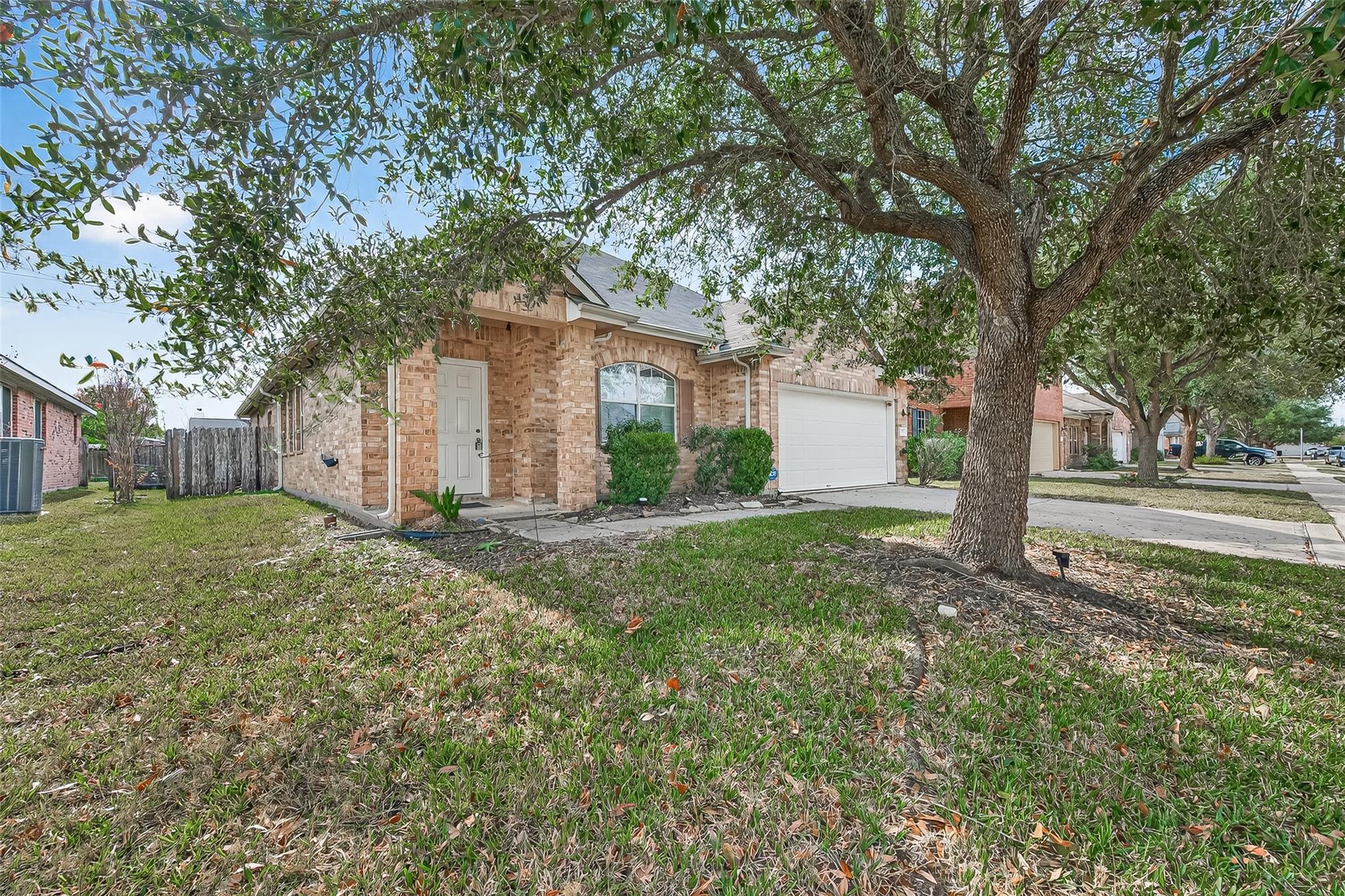 21711 Crest Peak Way