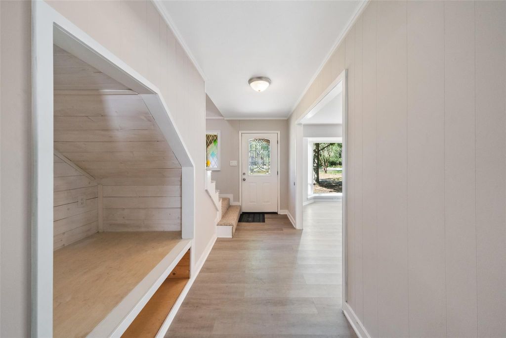 Photo of 499 Mississippi Park, Conroe, TX 77302 (MLS # 74997160)