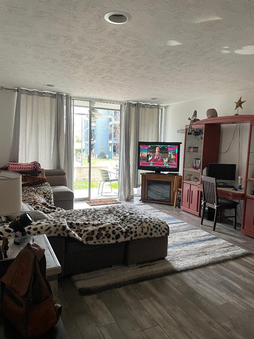 12500 Melville Dr 124c