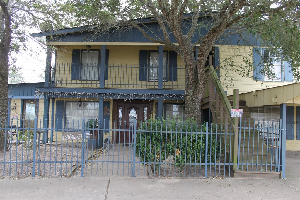 Photo of 1111 Spur 529 Spur, Rosenberg, TX 77471 (MLS # 76658963)