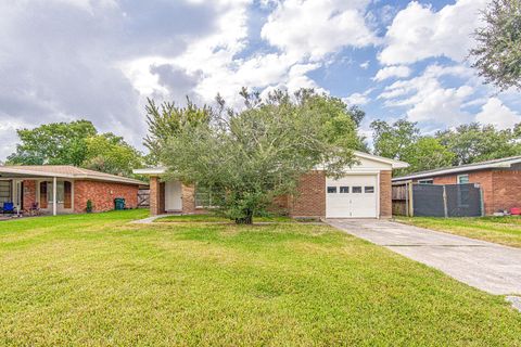 Photo of 3518 Mattye Maye Drive, Pasadena, TX 77503 (MLS # 8038350)