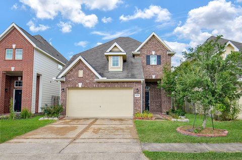 Photo of 14255 Garland Brook Drive, Houston, TX 77083 (MLS # 36197911)