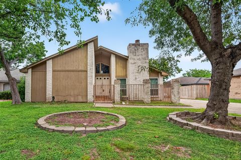 Photo of 12811 Hidden Castle Drive, Houston, TX 77015 (MLS # 78586460)