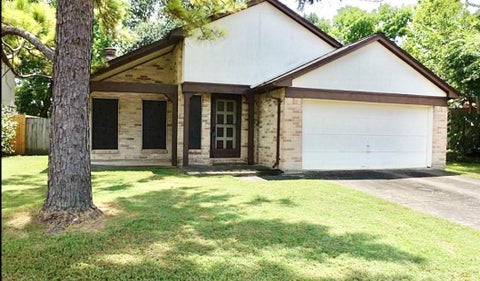 Photo of 16231 Rancho Blanco DR, Houston, TX 77083 (MLS # 24581465)