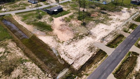 Photo of 13061 Lewelling Drive Dr, Conroe, TX 77306 (MLS # 85538757)