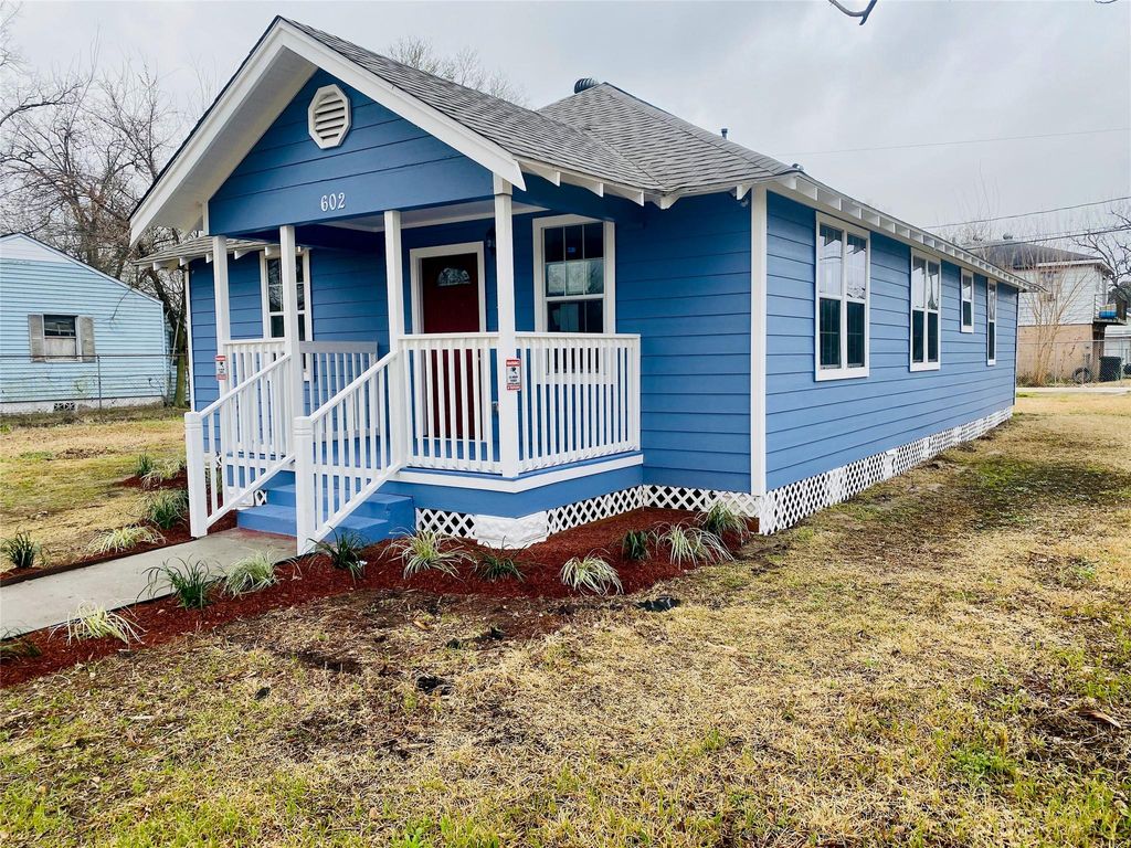 Photo of 602 Majestic Street, Houston, TX 77020 (MLS # 92272742)