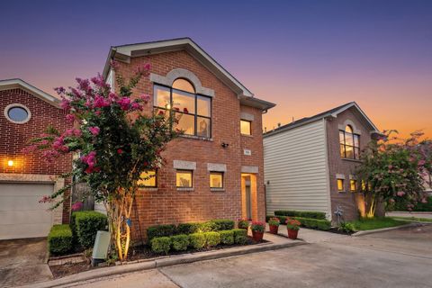 Photo of 5951 South Loop E #10, Houston, TX 77033 (MLS # 91441330)