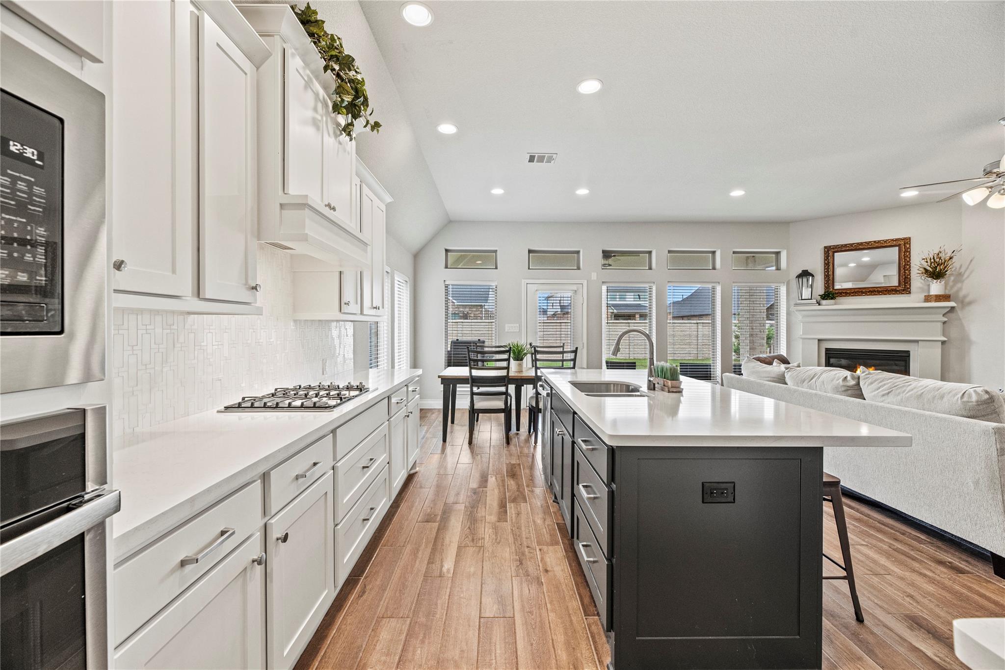 28714 Wildthorne Court