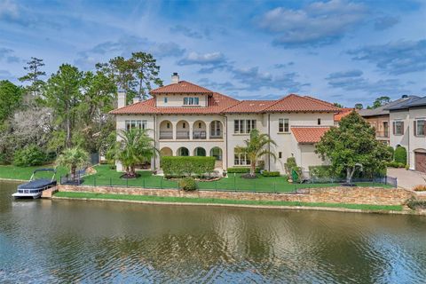 Photo of 3 Dorset Square, The Woodlands, TX 77381 (MLS # 15194440)