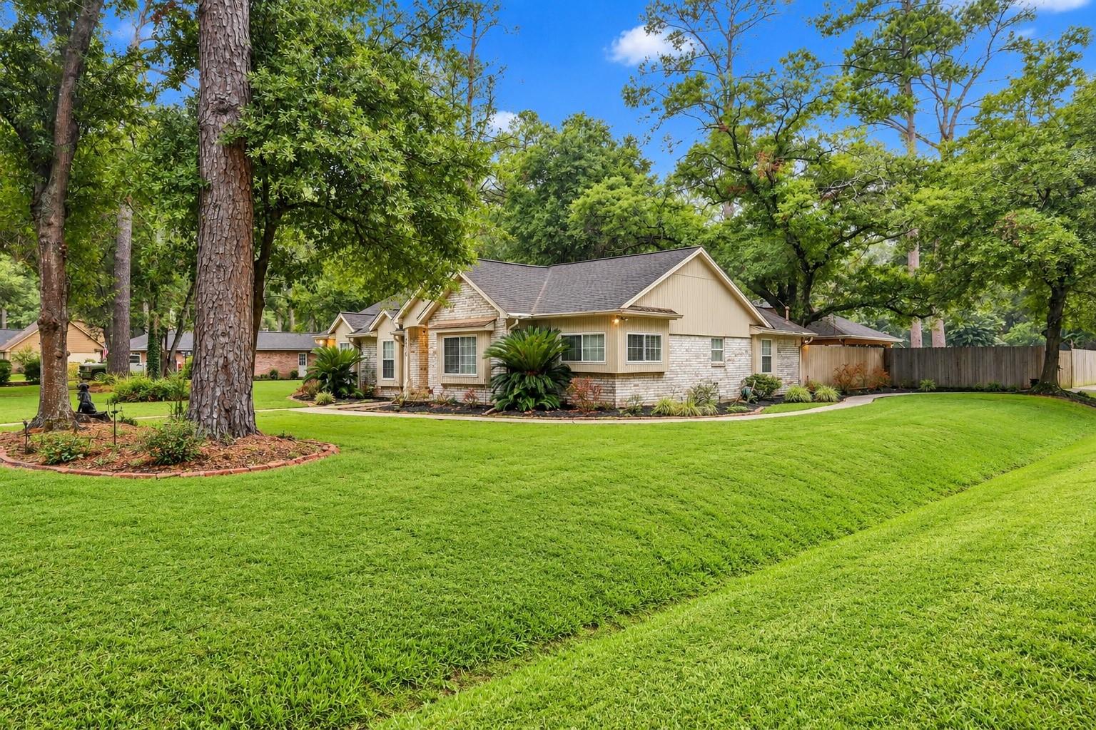 14735 Waynewood Drive