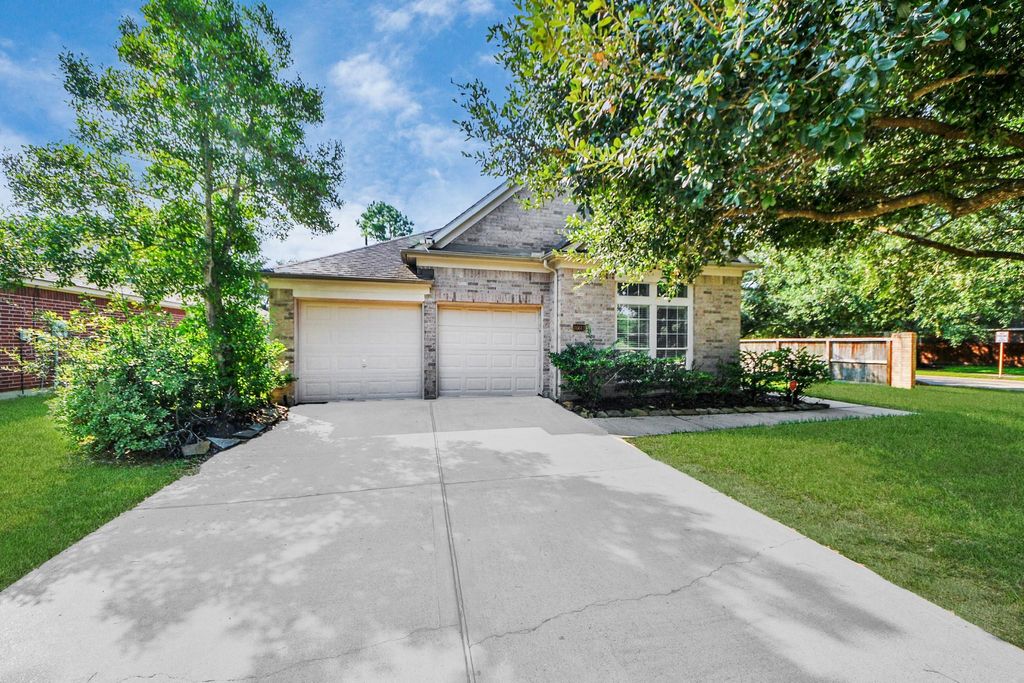 Photo of 16611 Gentle Stone Drive, Houston, TX 77095 (MLS # 79551052)