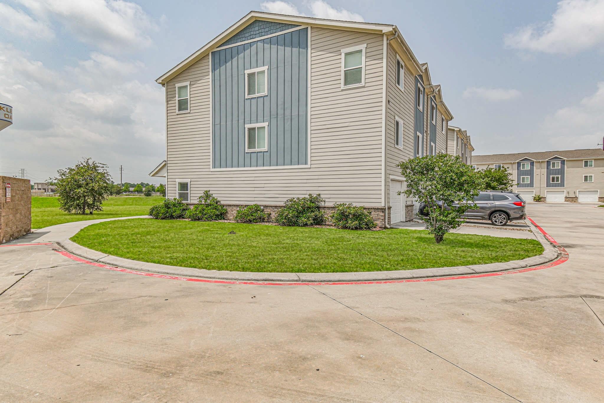 21155 Gosling Road 13C
