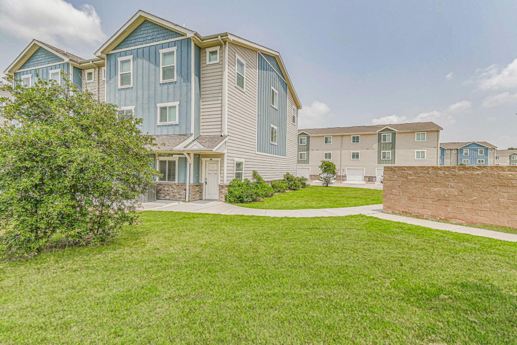 Photo of 21155 Gosling Road #13C, Spring, TX 77388 (MLS # 84733316)