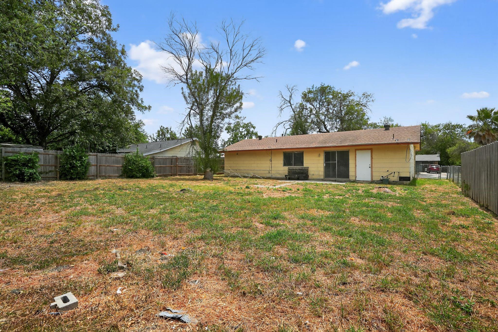 7207 Glen Point