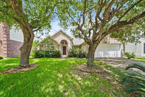 Photo of 1622 Pebble Brook, Missouri City, TX 77459 (MLS # 56595225)