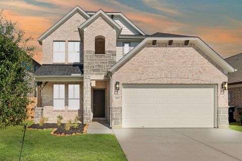 Photo of 2815 Solitude Pine Lane, Katy, TX 77493 (MLS # 71066153)