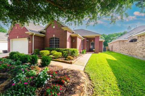 Photo of 5219 Colonial Park Lane, Katy, TX 77494 (MLS # 32850649)
