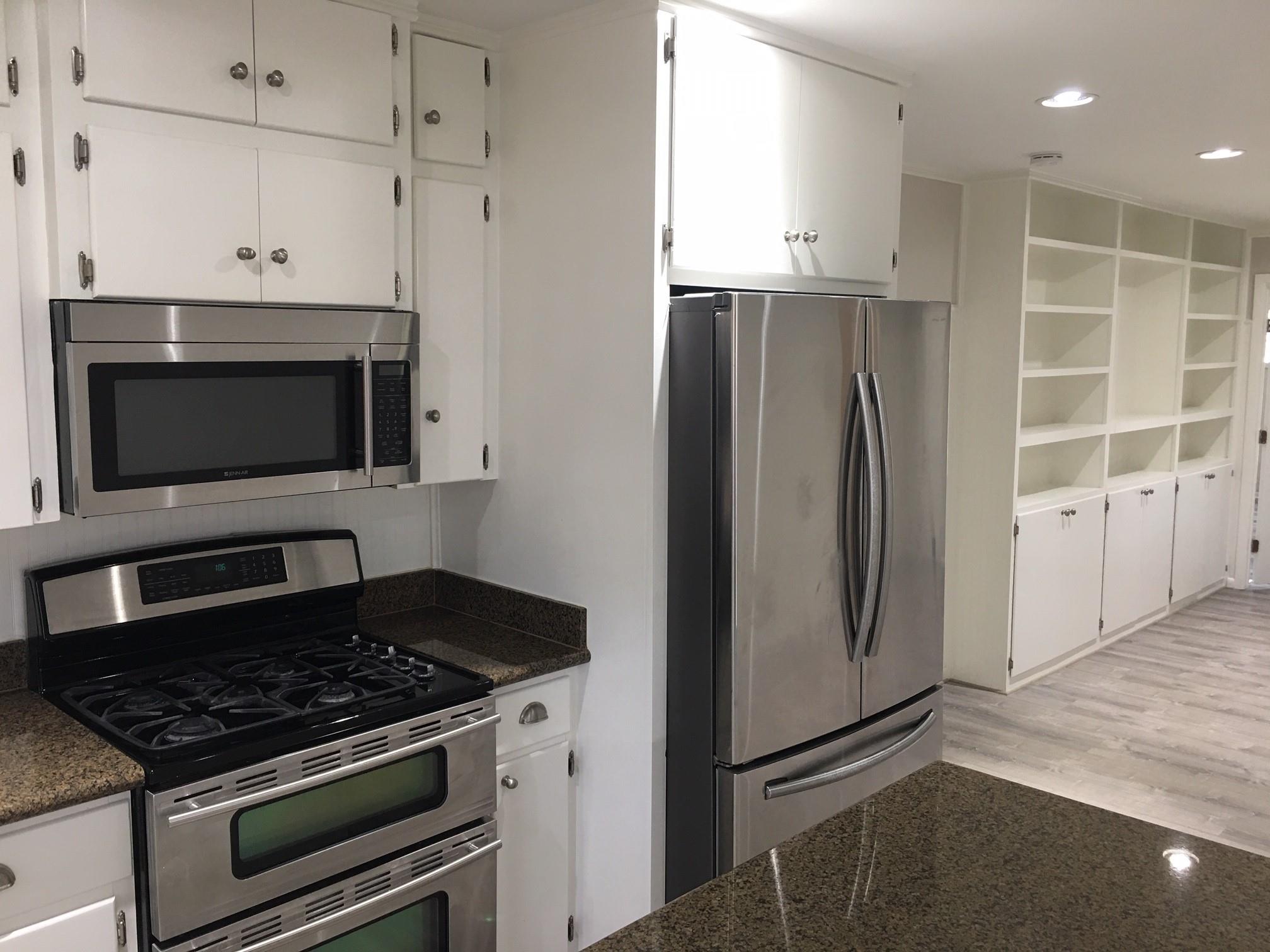 1221 Marine Drive