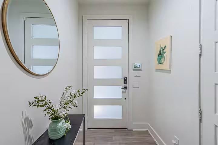 422 W 9th Street 103