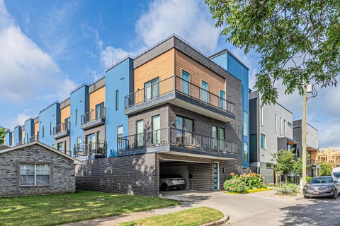 Photo of 422 W 9th Street #103, Dallas, TX 75208 (MLS # 30016977)