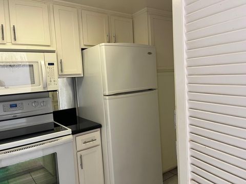 Tiny photo for 2016 Main Street #1814, Houston, TX 77002 (MLS # 97235902)