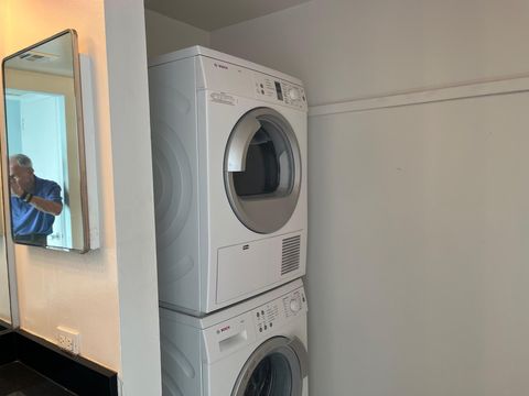 Tiny photo for 2016 Main Street #1814, Houston, TX 77002 (MLS # 97235902)