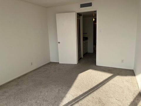 Tiny photo for 2016 Main Street #1814, Houston, TX 77002 (MLS # 97235902)