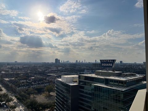 Tiny photo for 2016 Main Street #1814, Houston, TX 77002 (MLS # 97235902)