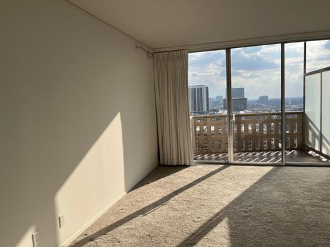 Tiny photo for 2016 Main Street #1814, Houston, TX 77002 (MLS # 97235902)