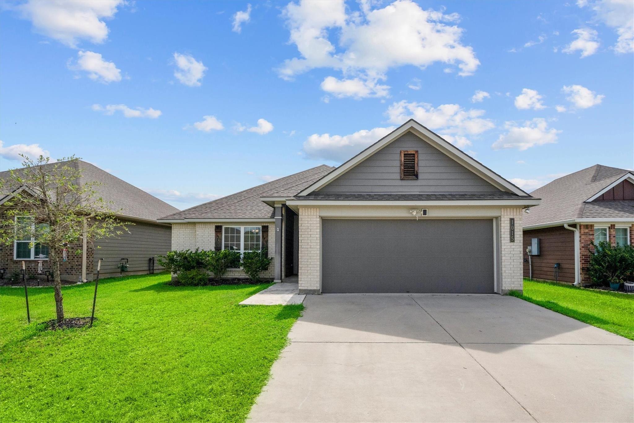 1015 Walnut Branch Lane
