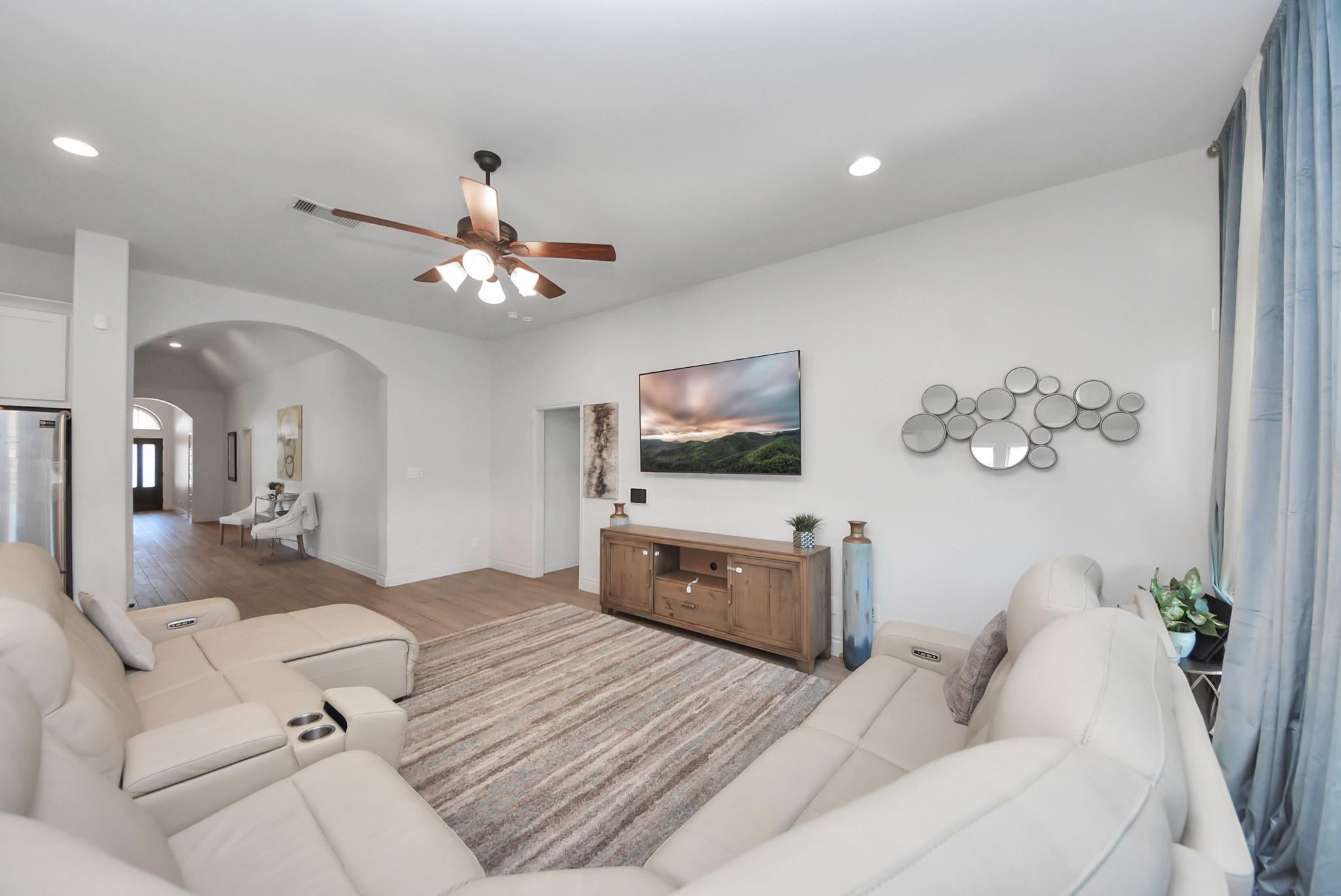 2755 Parker Oak Pass