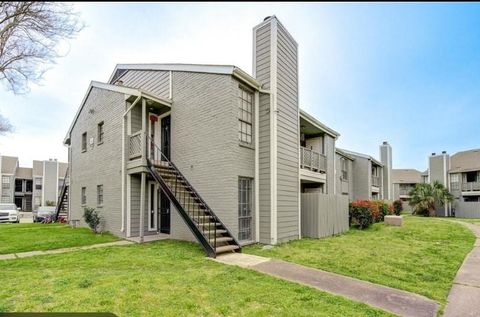 Photo of 12500 Sandpiper Drive #179, Houston, TX 77035 (MLS # 23153861)