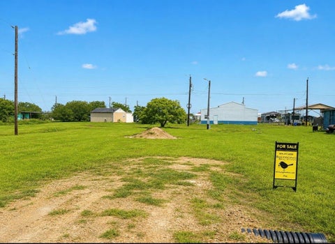 Photo of 177 Baracuda Drive, Palacios, TX 77465 (MLS # 69918917)