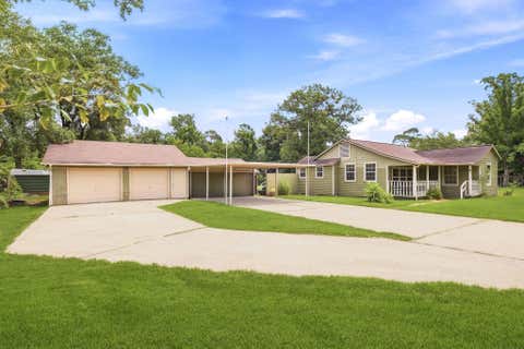 Photo of 1019 Woodland Street, Channelview, TX 77530 (MLS # 65762438)