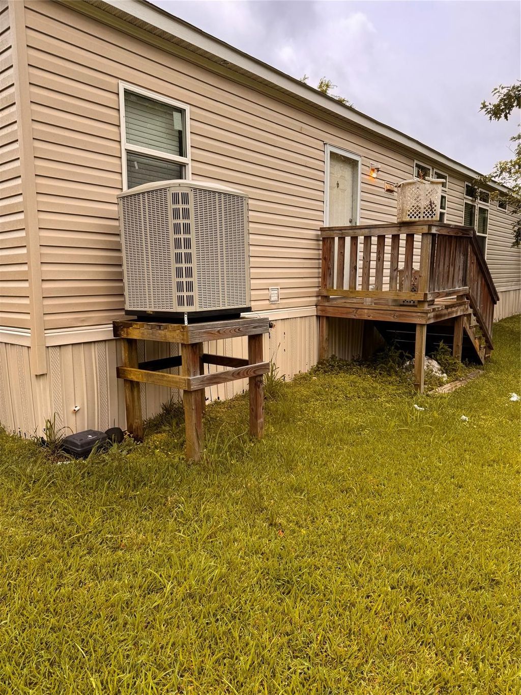 Photo of 7903 Spivey Road, Highlands, TX 77562 (MLS # 32263806)