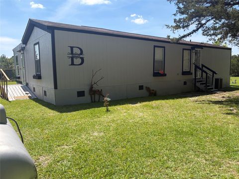 Photo of 585 Hunter Road, Livingston, TX 77351 (MLS # 55051848)