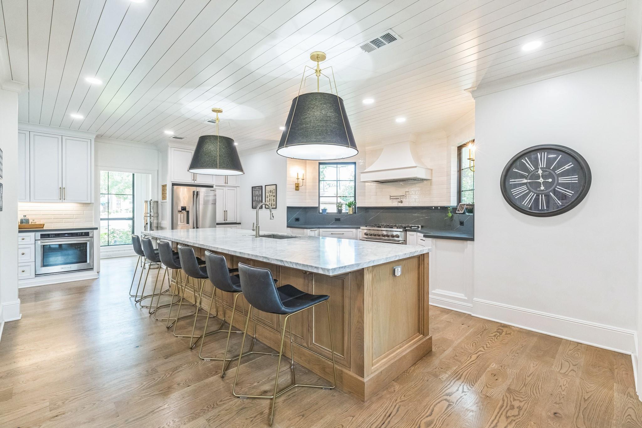 4810 Middle Falls Drive