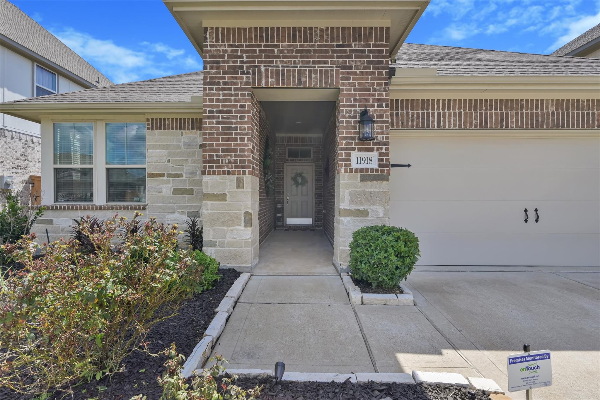 11918 Clearview Cove Drive