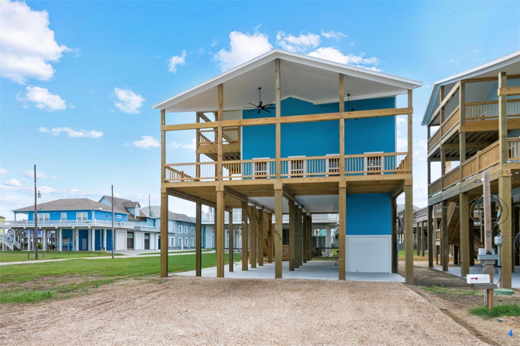 Photo of 877 Alberdie Drive, Crystal Beach, TX 77650 (MLS # 67757607)